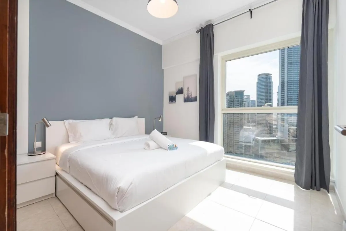 2 Bedroom Apartment Full Marina View Dubai