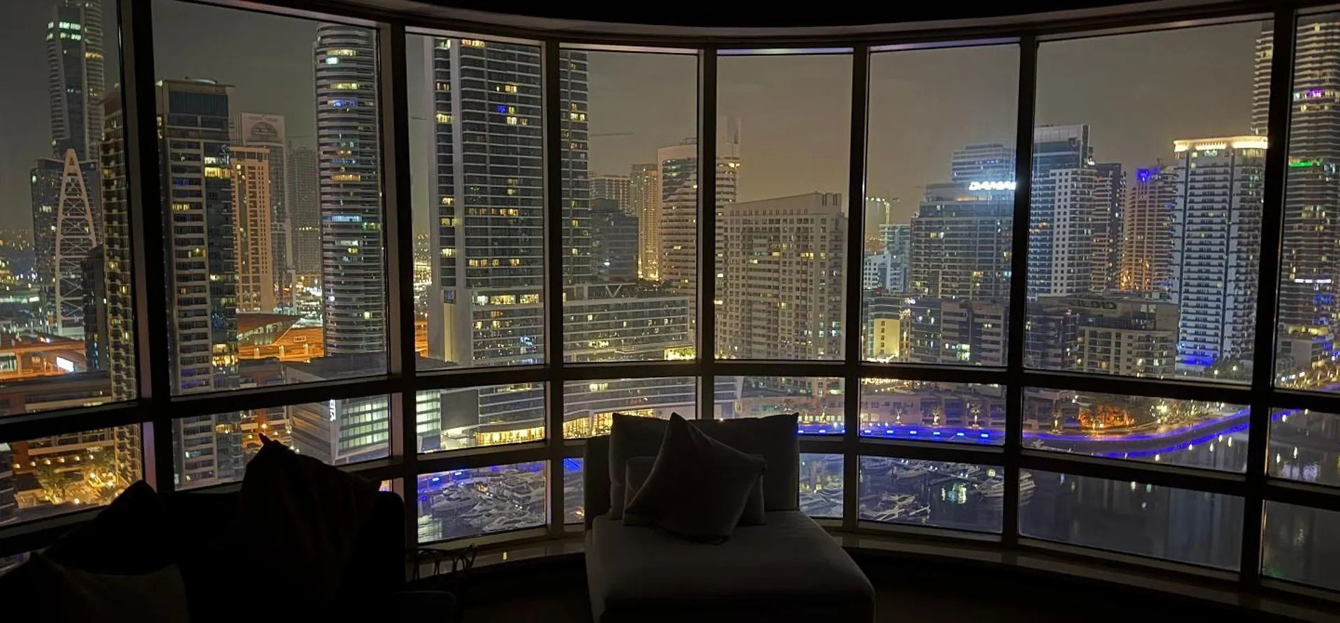 2 Bedroom Apartment Full Marina View Dubai